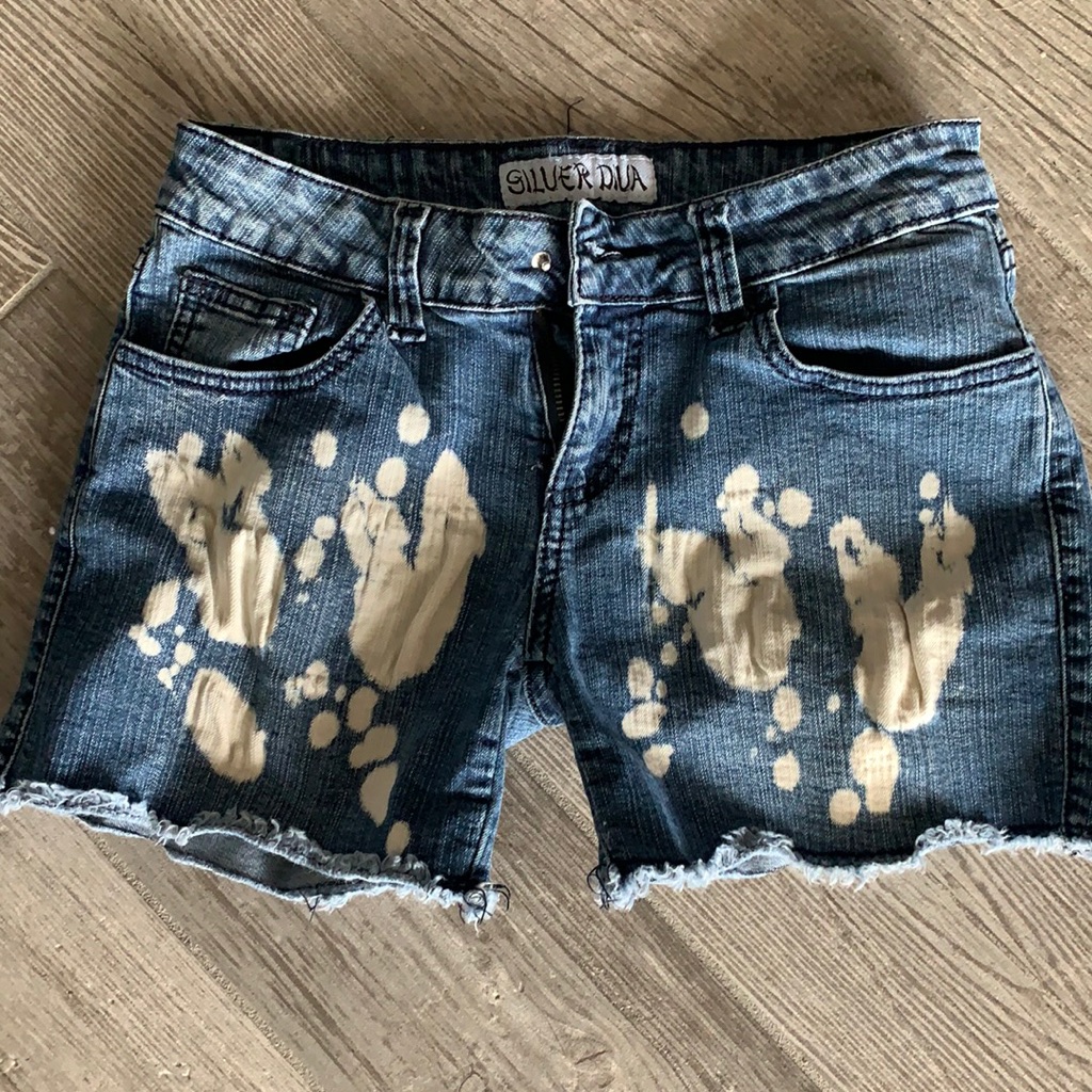 Silver Diva Shorts Missing Button